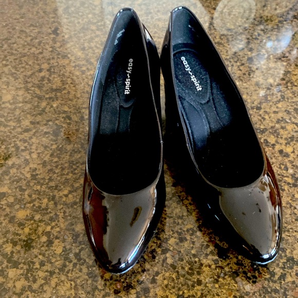 New Easy Spirit pattern Black Shoes  size 7W $25 - Picture 1 of 5
